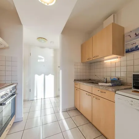 Seeadler - Gemuetliches Mit Balkon & Panoramablick Auf Mueritz 瓦伦